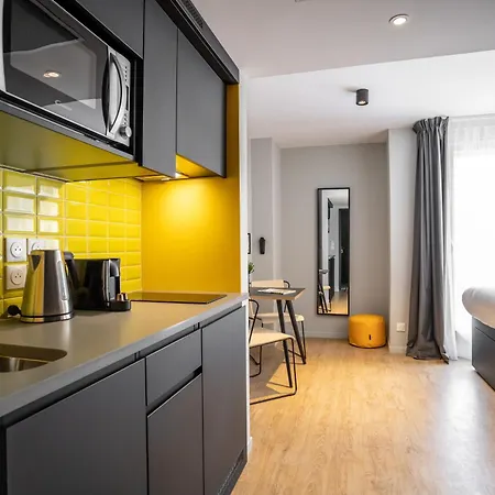 Staycity Centre Aparthotel Bordeaux